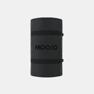 MOOTO TEAM DUFFLE BAG (BLACK GLOSS)